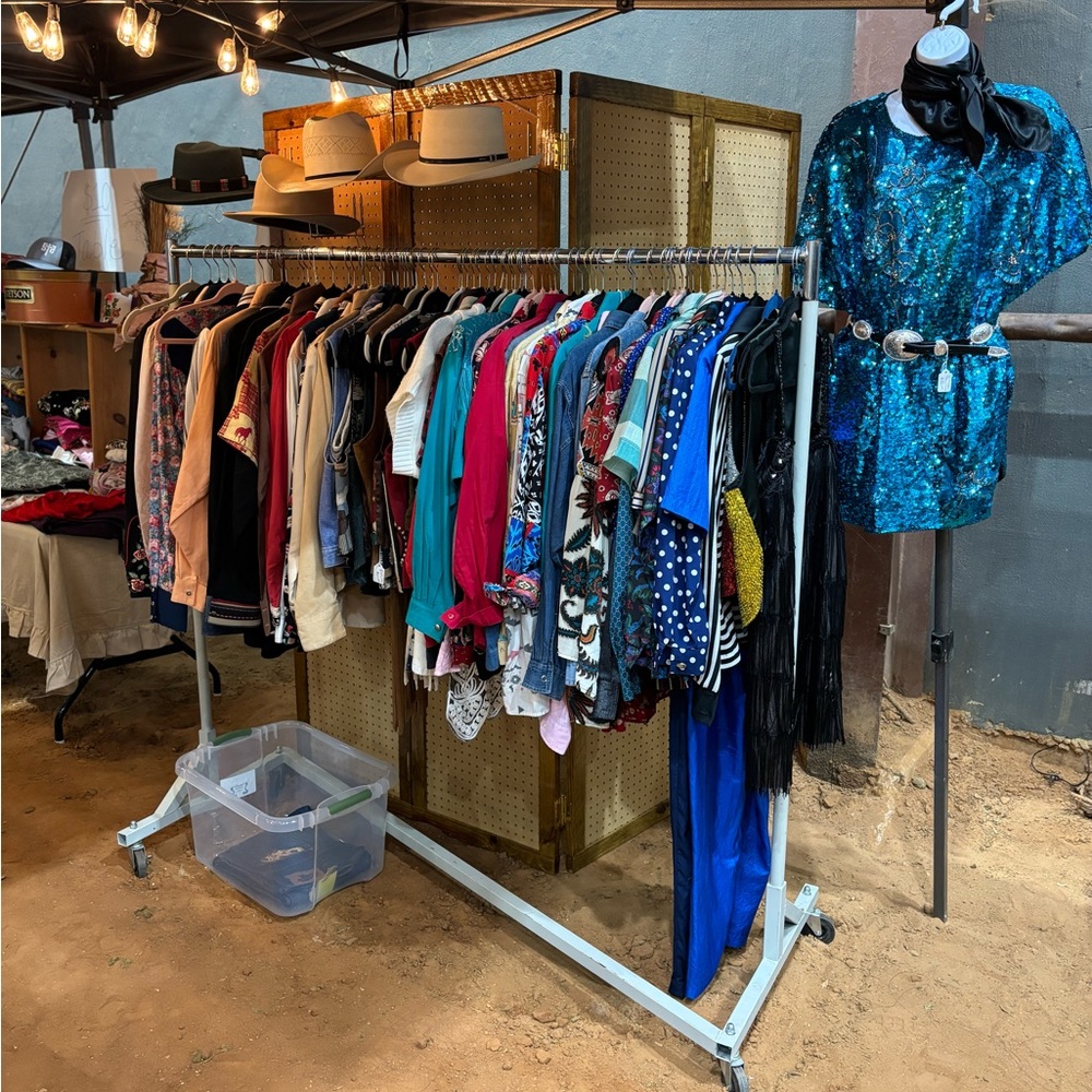 Live show UPDATE!! Selling a variety of clothing!!